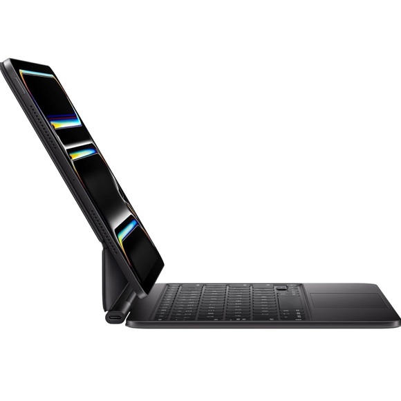 Apple - Smart Keyboard Folio 11” iPad Pro (4th Gen) iPad Air (5th Gen) - Black - Picture 11 of 15